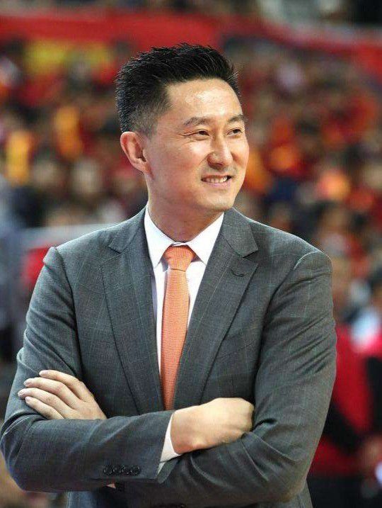若是换做自己是她的话，早就给叶辰生一堆孩子、每天相夫教子、一心跟他过日子了。